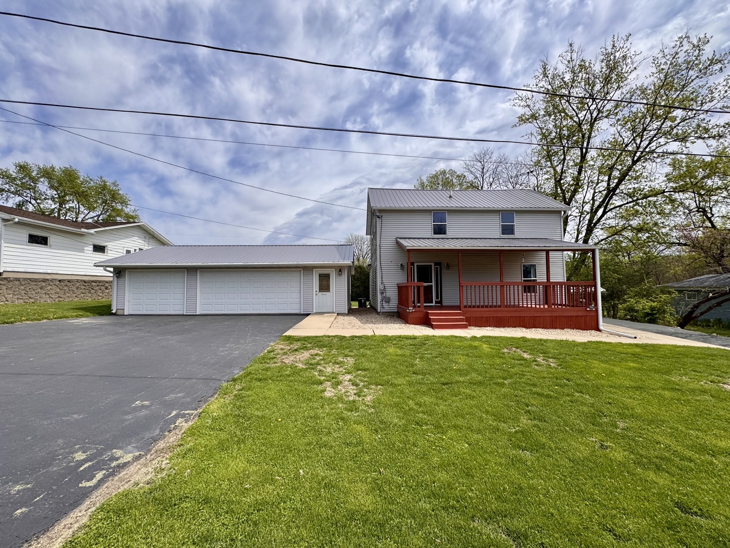 208 Hand Avenue, Dixon, IL
