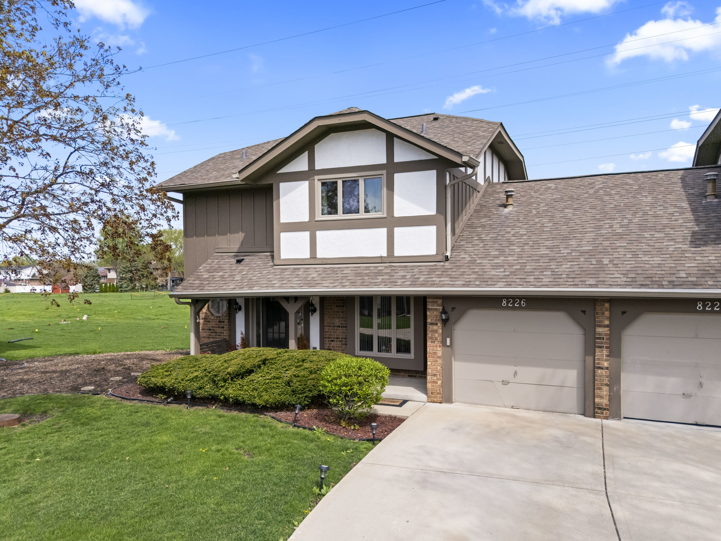 8226 Millbank Drive, Orland Park, IL