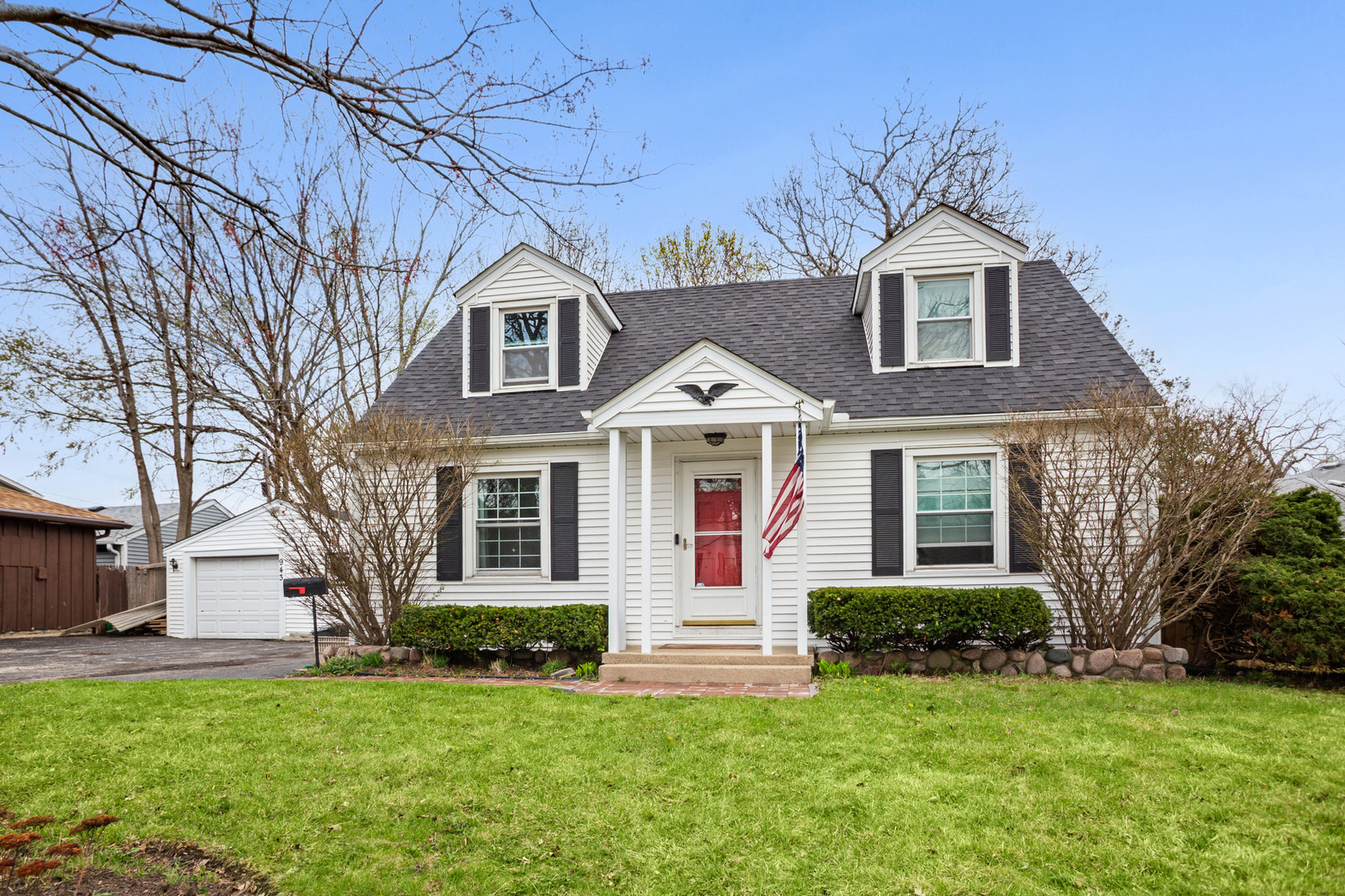 943 LILAC Lane, Highland Park, IL