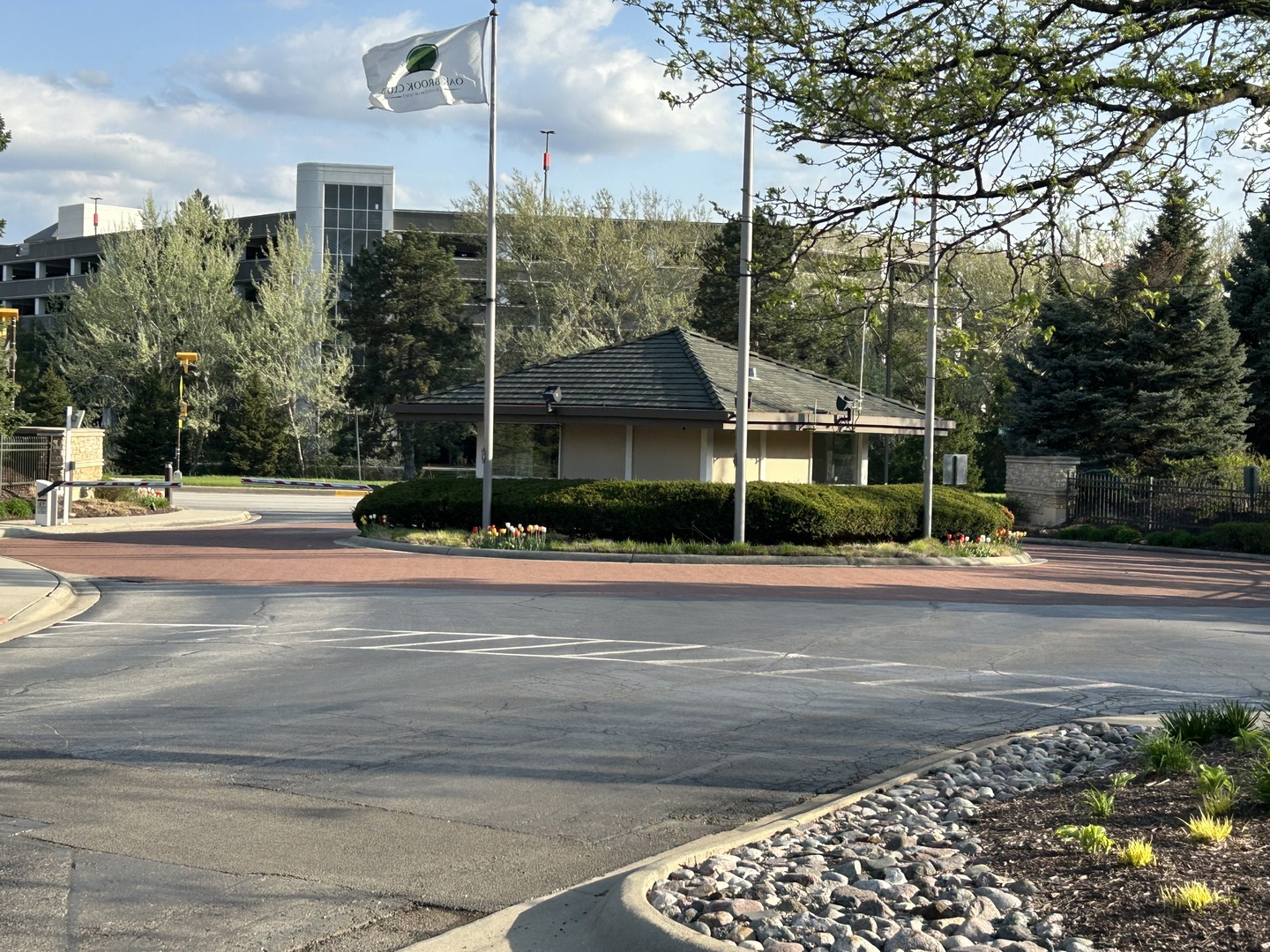 1 Oak Brook Club Drive #A105, Oak Brook, IL