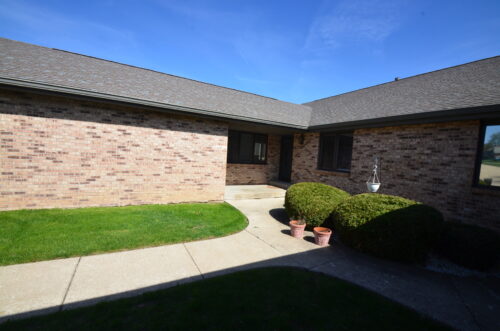 1239 Woodcreek Bend, Rockford, IL