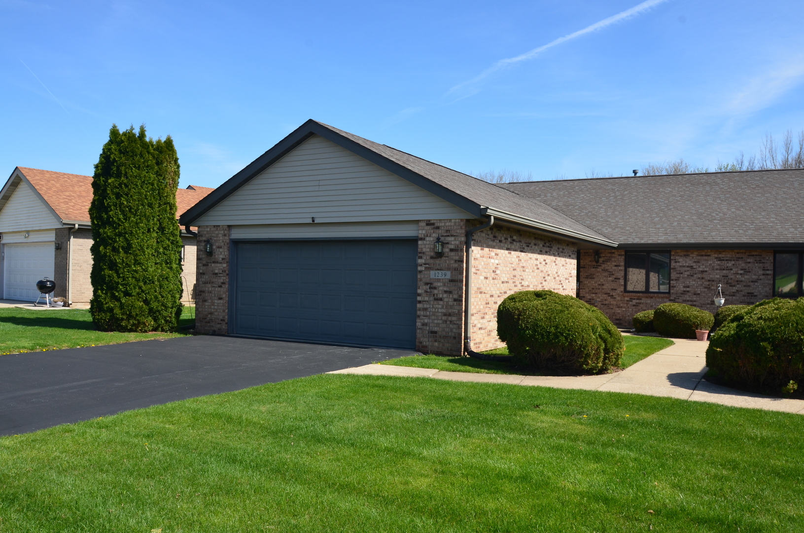 1239 Woodcreek Bend, Rockford, IL