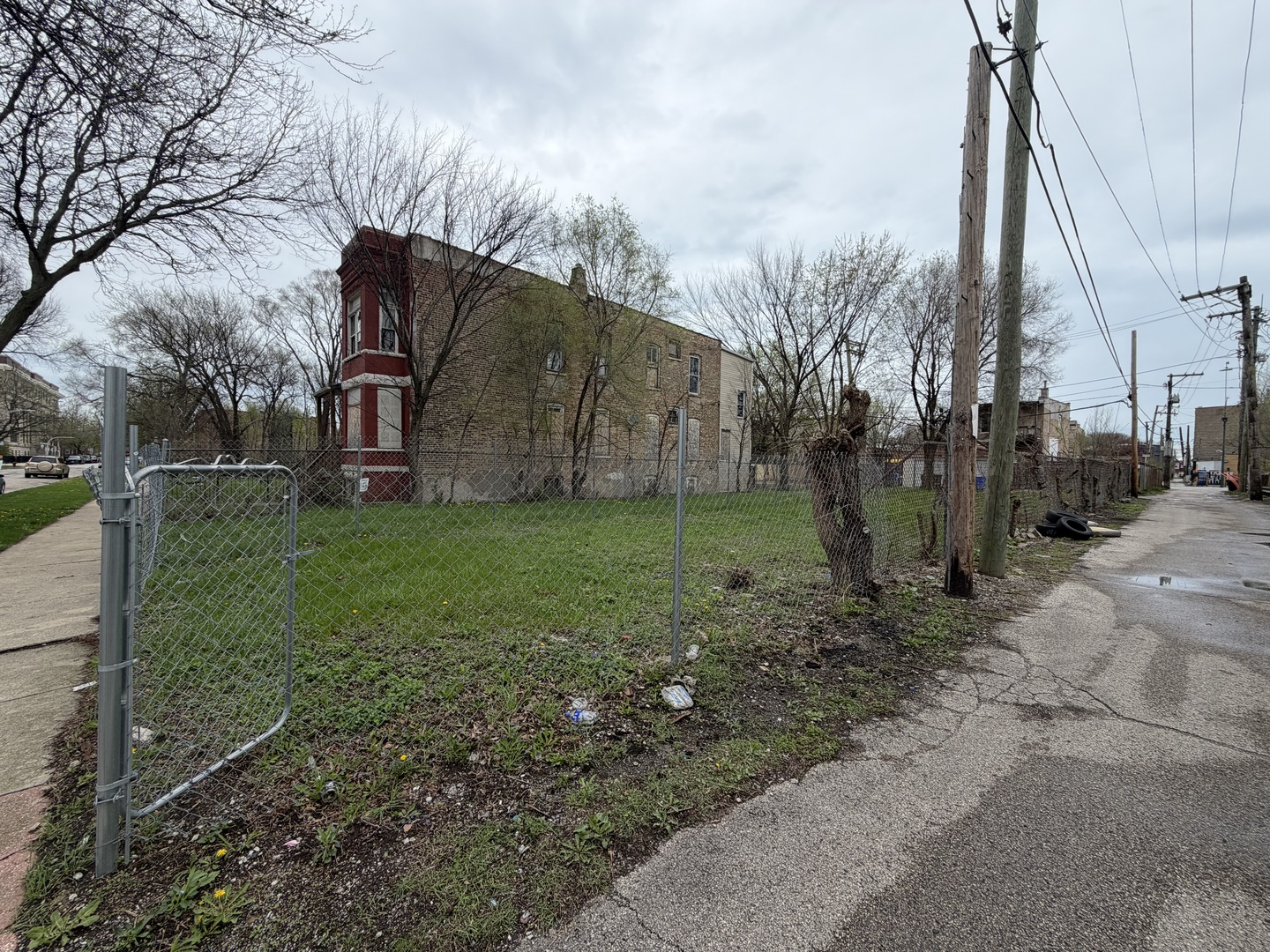 517 N Sawyer Avenue, Chicago, IL