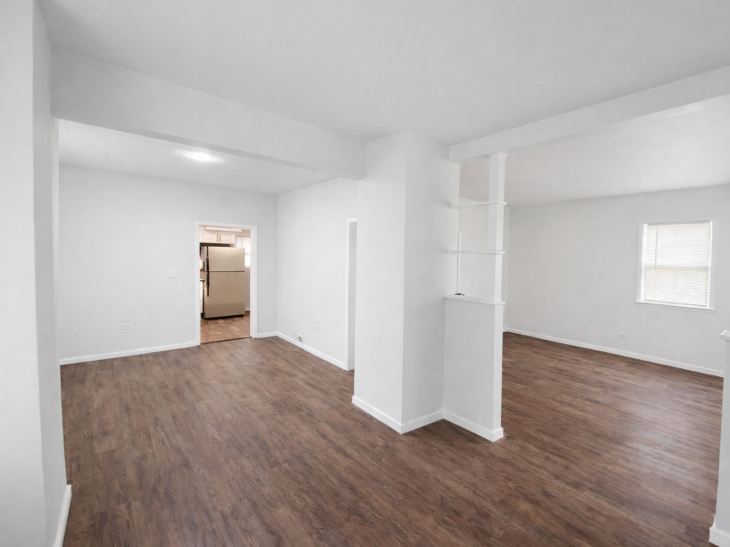 1911 Hebron Avenue, Zion, IL