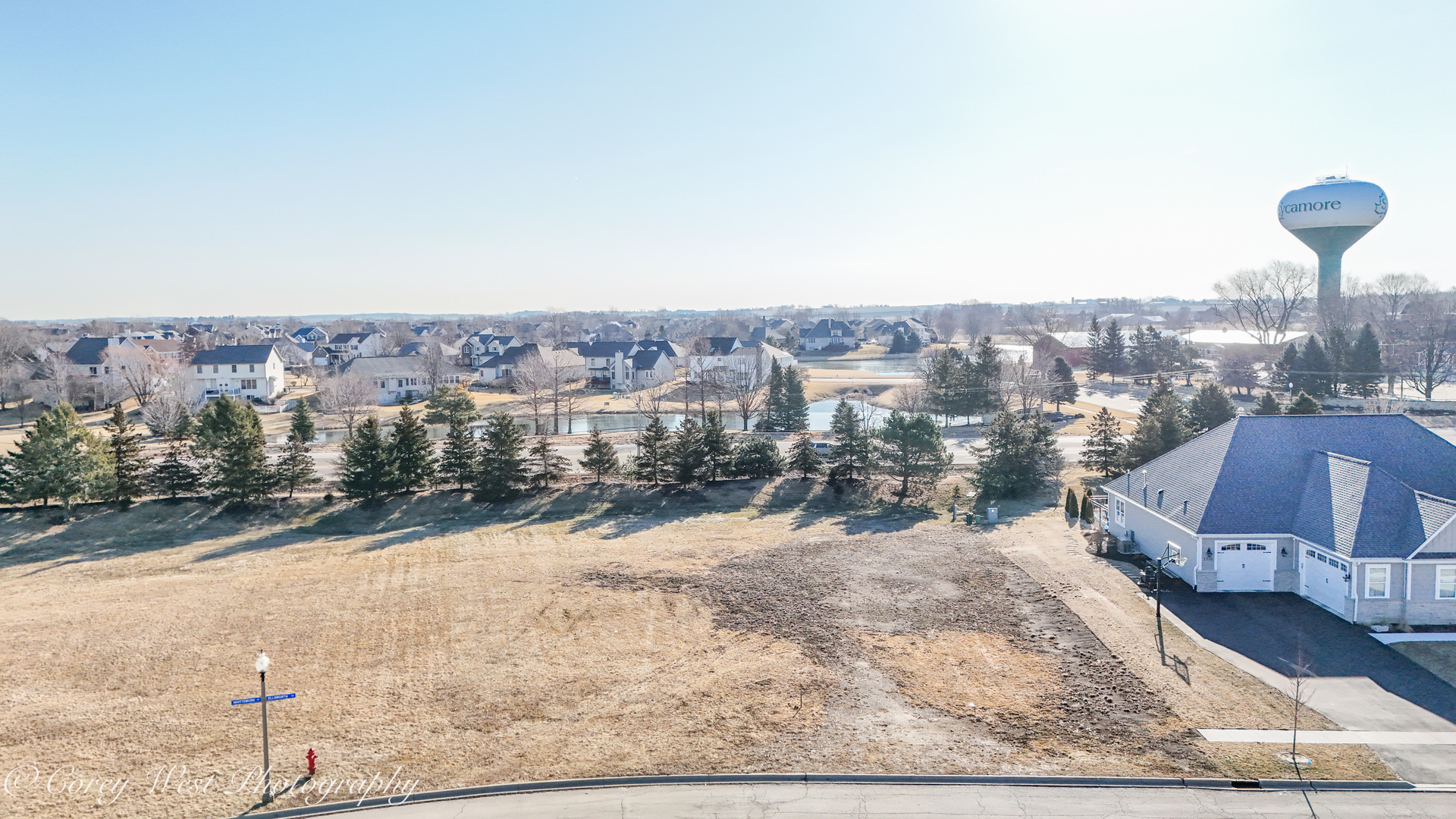 1718 Ellsworth Drive, Sycamore, IL