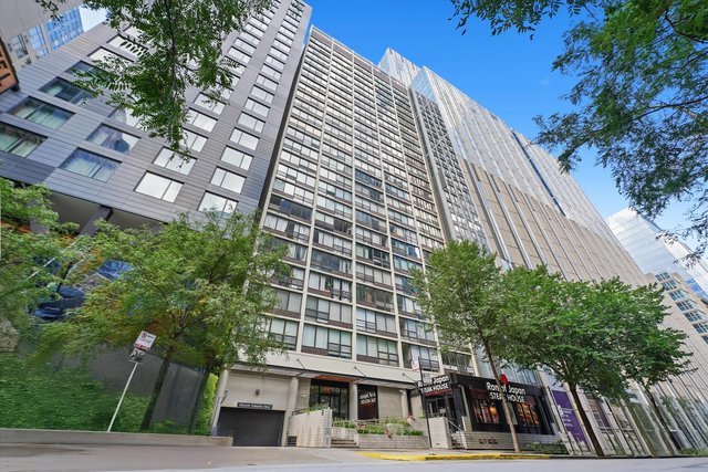 230 E Ontario Street #2104, Chicago, IL