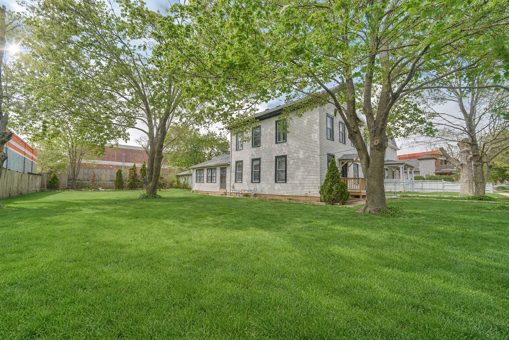 205 Casseday Avenue, Joliet, IL