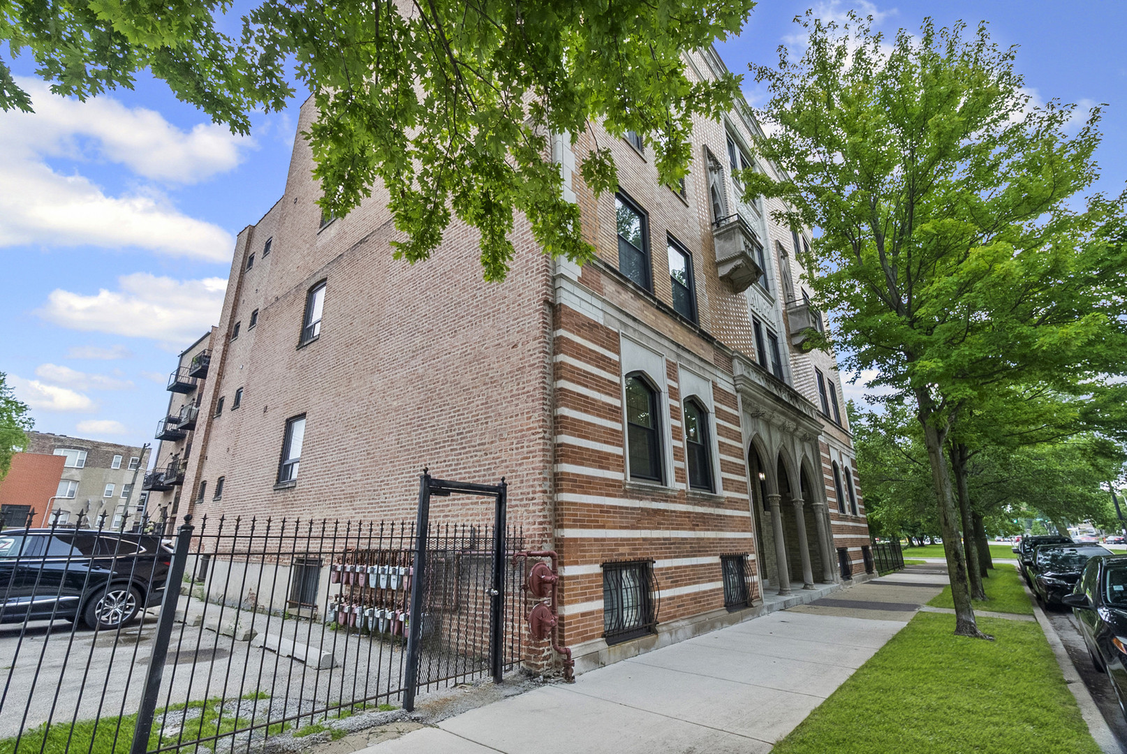 5001 S King Drive #GN, Chicago, IL