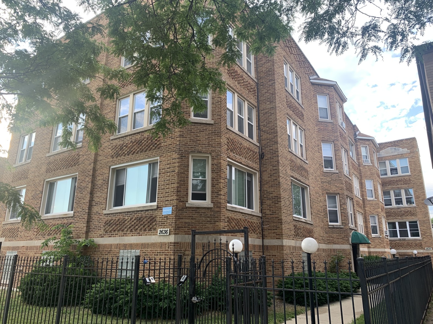 2638 W Summerdale Avenue #2S, Chicago, IL