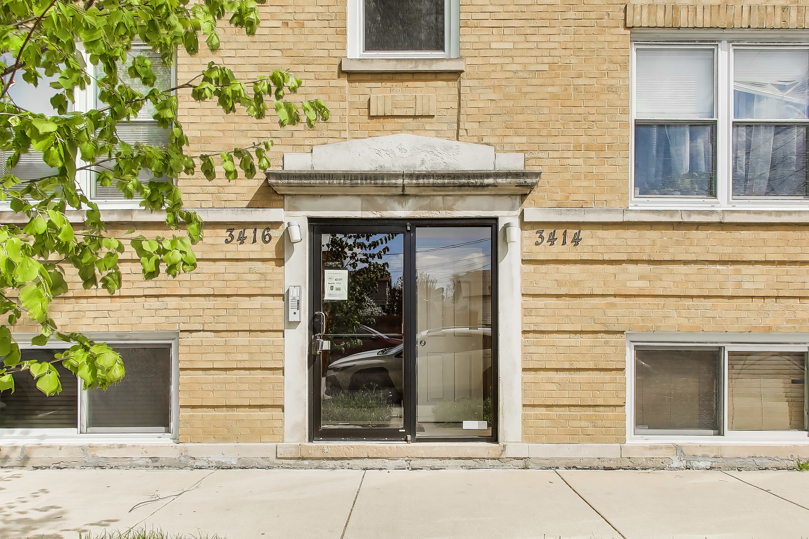 3414 W Cullom Avenue #2, Chicago, IL