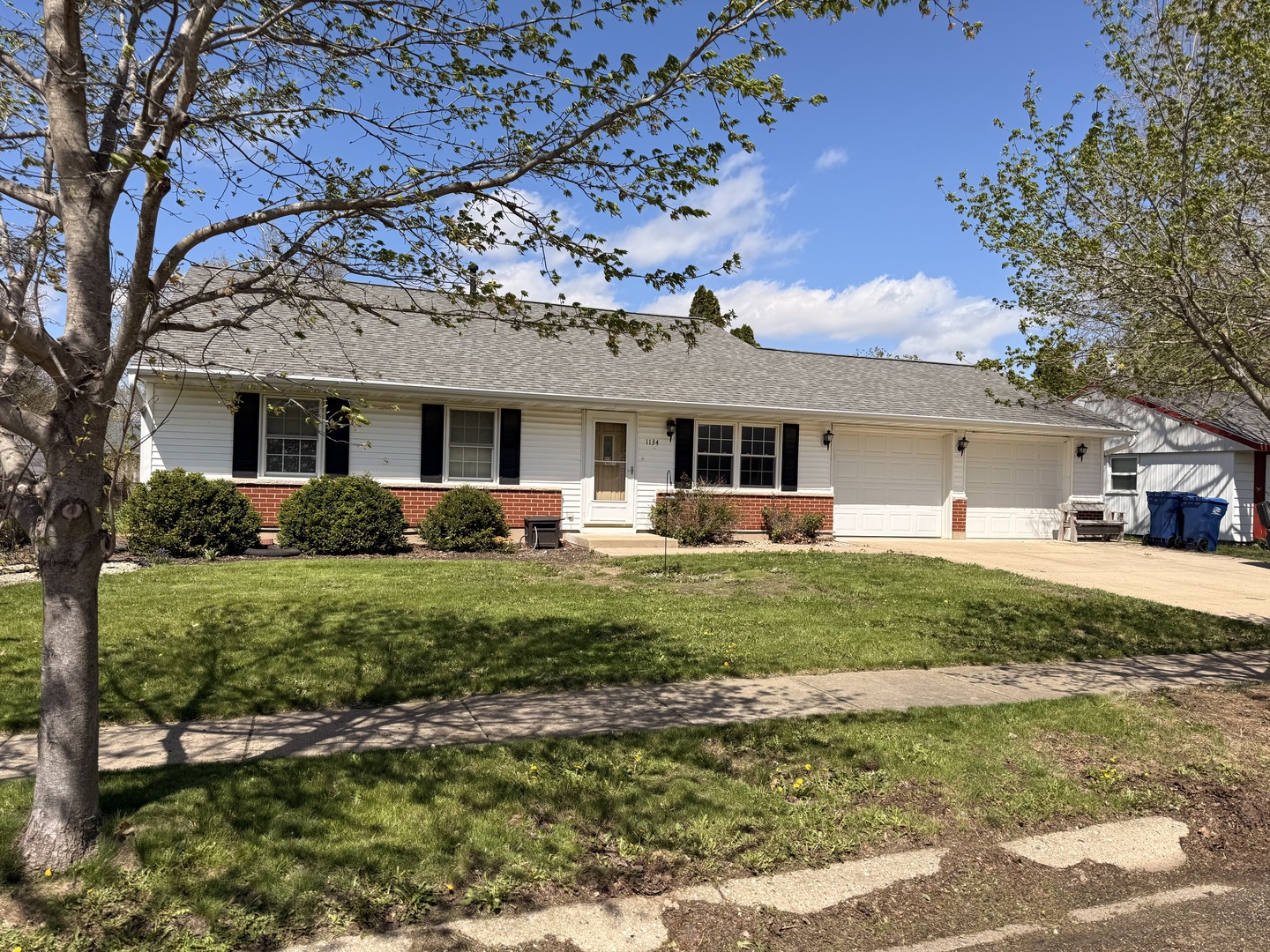 1134 E Main Street, Granville, IL