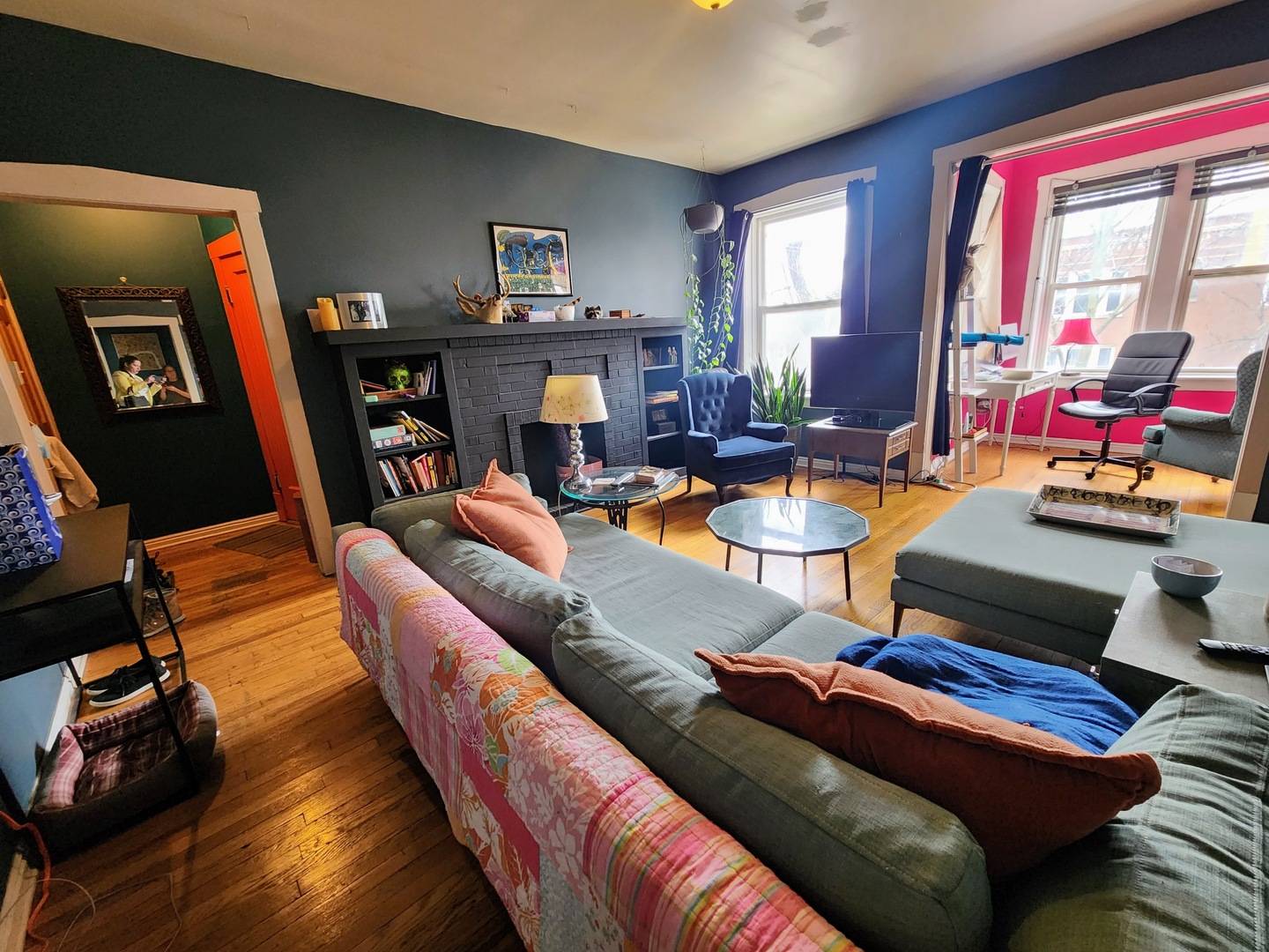 2218 N Saint Louis Avenue #2, Chicago, IL