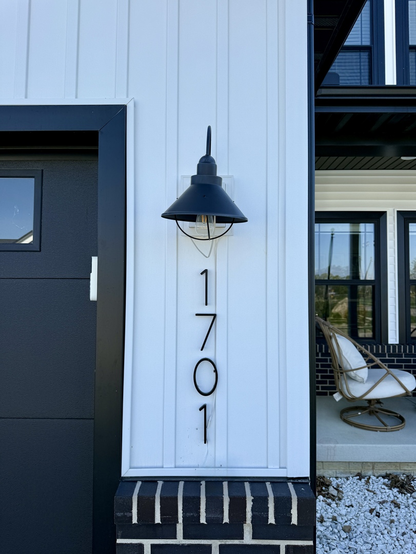 1701 Littlefield Lane, Mahomet, IL