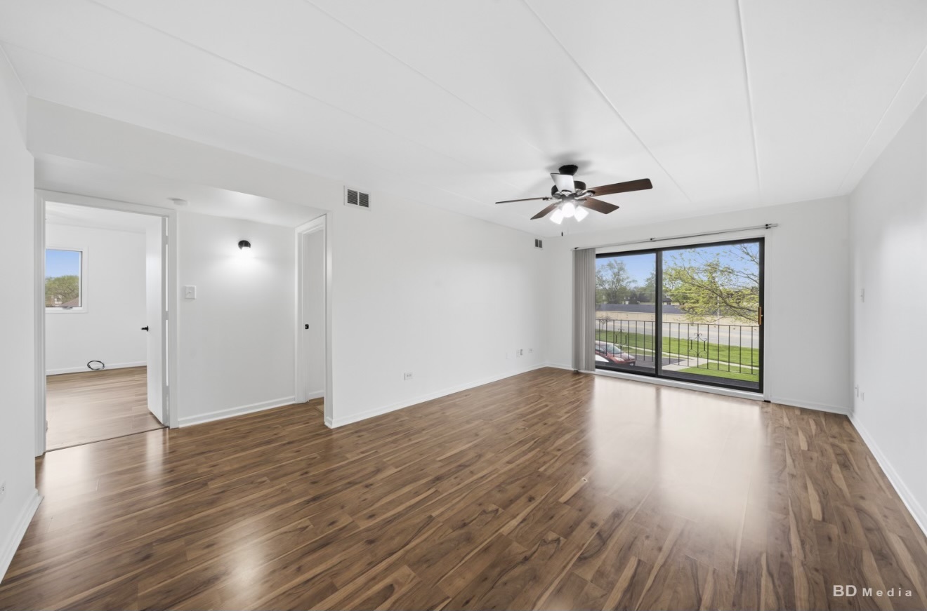 11045 S Theresa Circle #2B, Palos Hills, IL