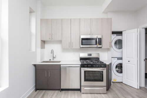818 W 18th Street #4M, Chicago, IL