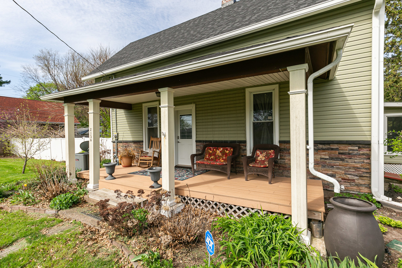 2136 N Zenith Avenue, Davenport, IA
