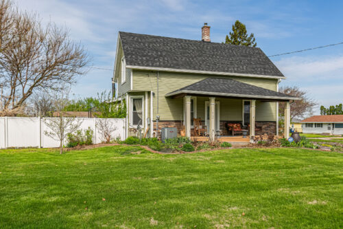 2136 N Zenith Avenue, Davenport, IA