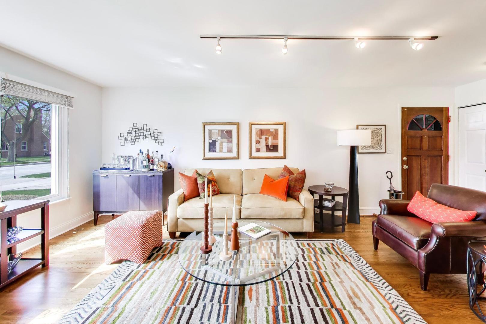 7645 Kilbourn Avenue, Skokie, IL