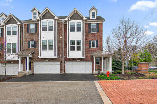 903 Coletta Circle, Naperville, IL