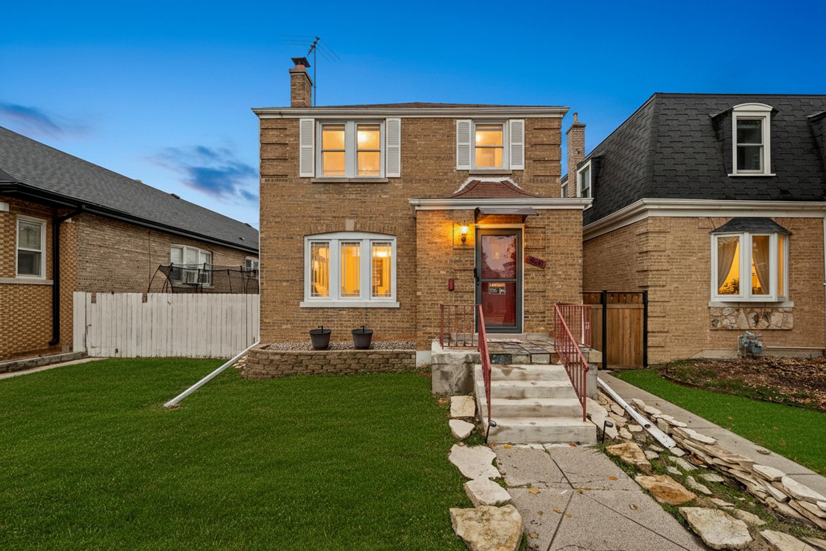 3833 Oak Park Avenue, Berwyn, IL