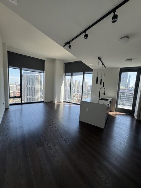 350 N Canal Street #3304, Chicago, IL