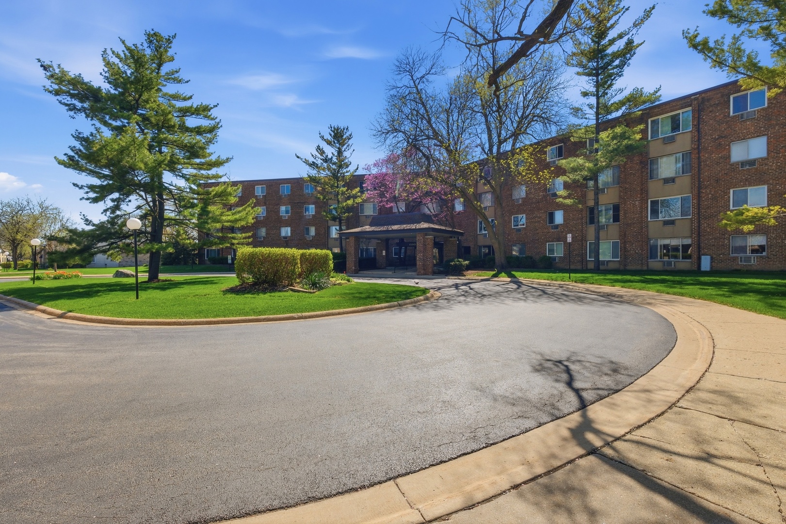 1500 Robin Circle #112, Hoffman Estates, IL