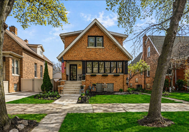 10829 S Maplewood Avenue, Chicago, IL