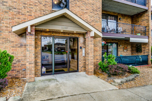 16807 81st Avenue #1S, Tinley Park, IL
