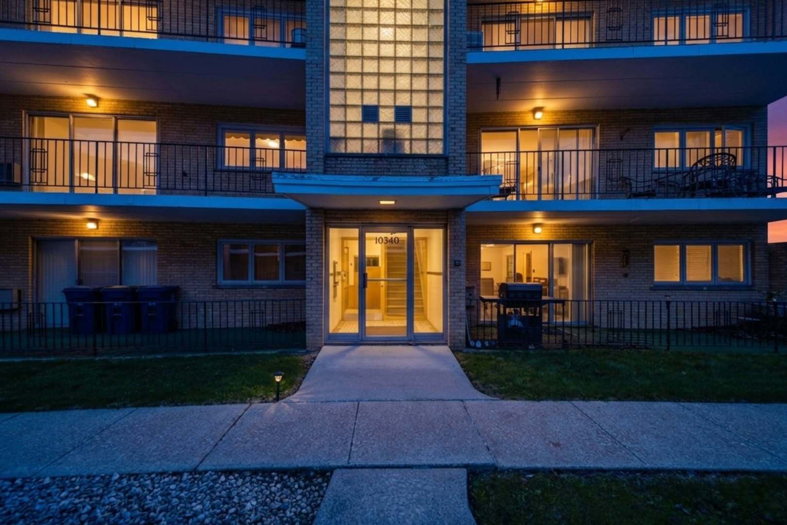 10340 S Pulaski Road #103, Oak Lawn, IL