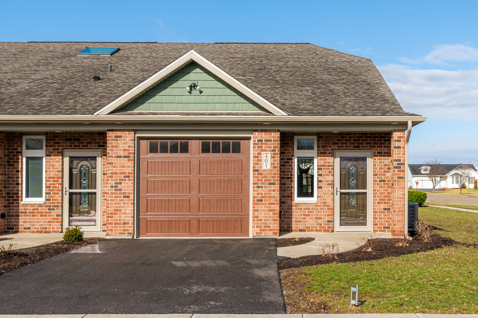 101 Granite Way #101, Genoa, IL