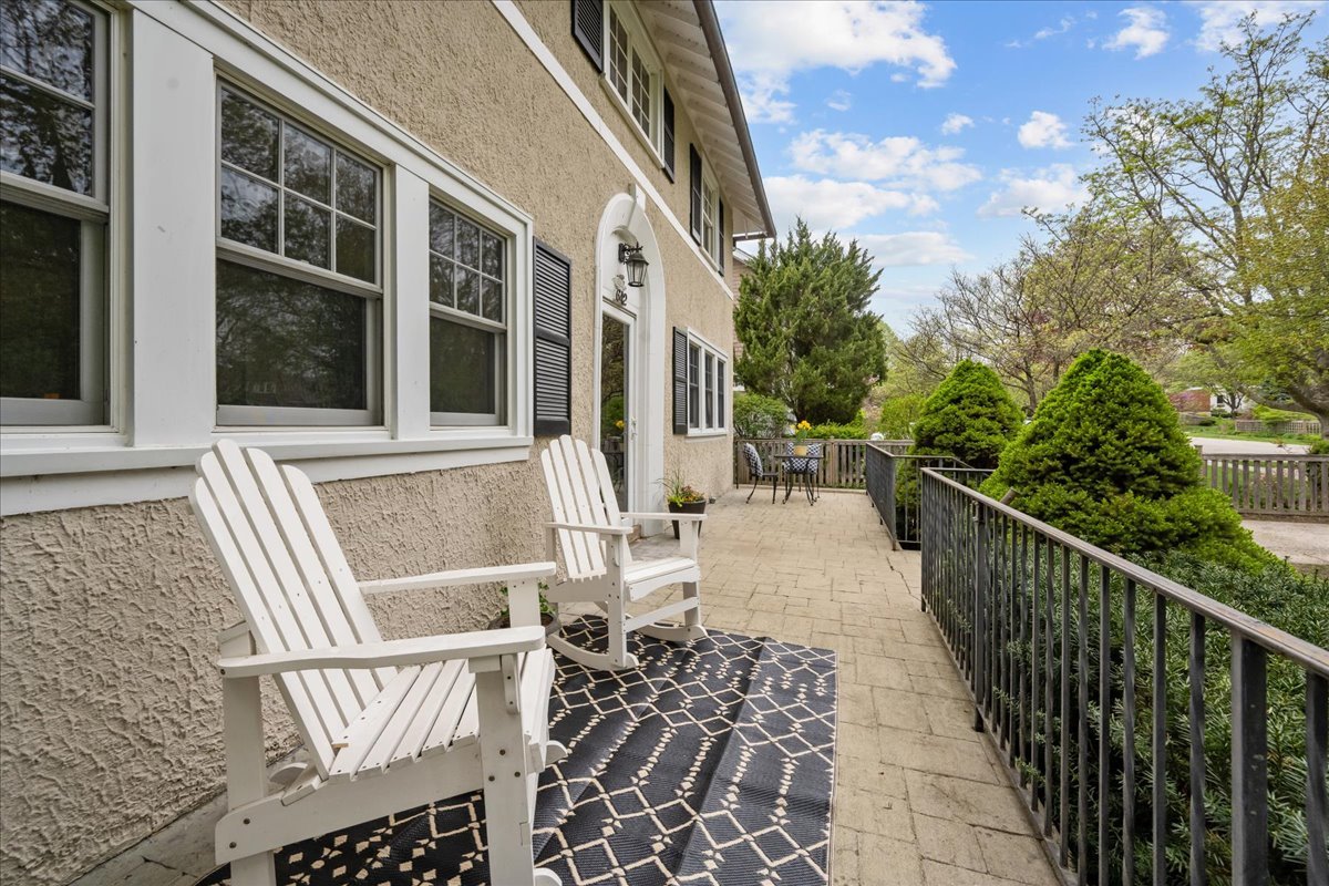 642 Ash Street, Winnetka, IL