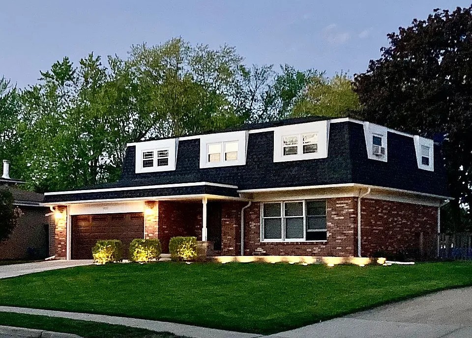 533 N Beck Road, Lindenhurst, IL