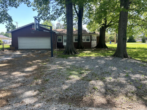 511 W 5TH Street, Benton, IL