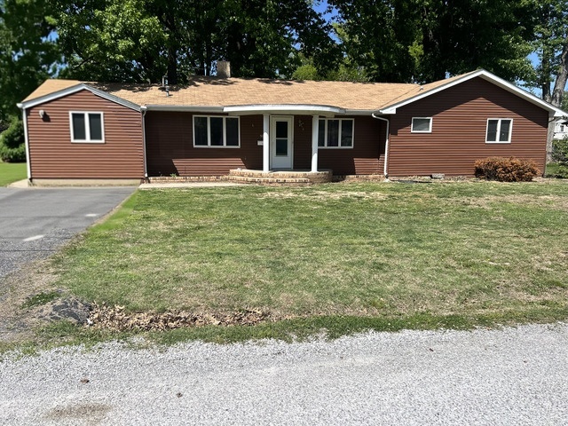 511 W 5TH Street, Benton, IL