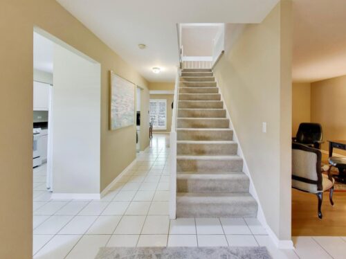 634 Kendallwood Court, Crystal Lake, IL