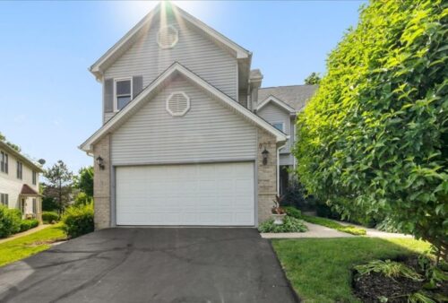905 Thornwood Court, St. Charles, IL