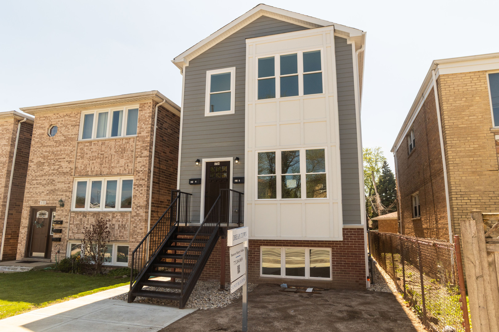 5754 N Elston Avenue, Chicago, IL