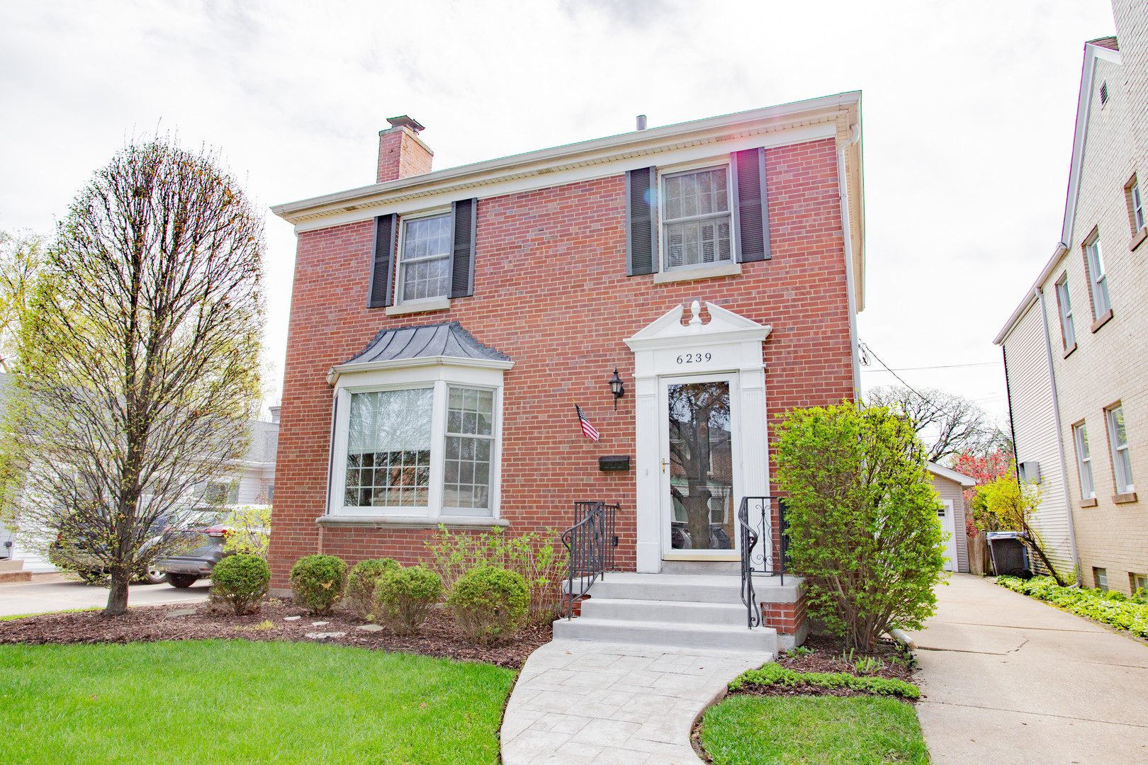 6239 N Lenox Avenue, Chicago, IL