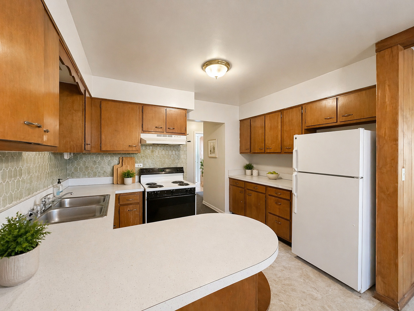 2421 Washington Street #3E, Waukegan, IL