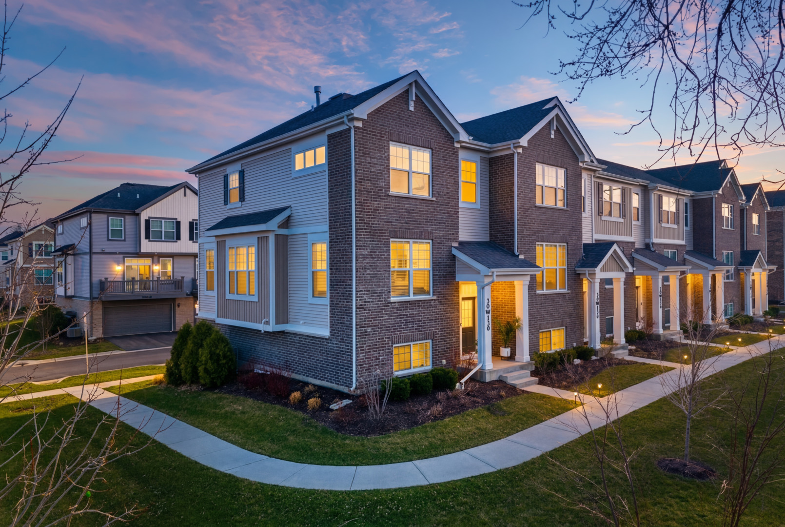 30W130 Wheeler Circle, Warrenville, IL