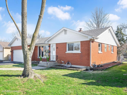 392 E Saint Charles Road, Elmhurst, IL