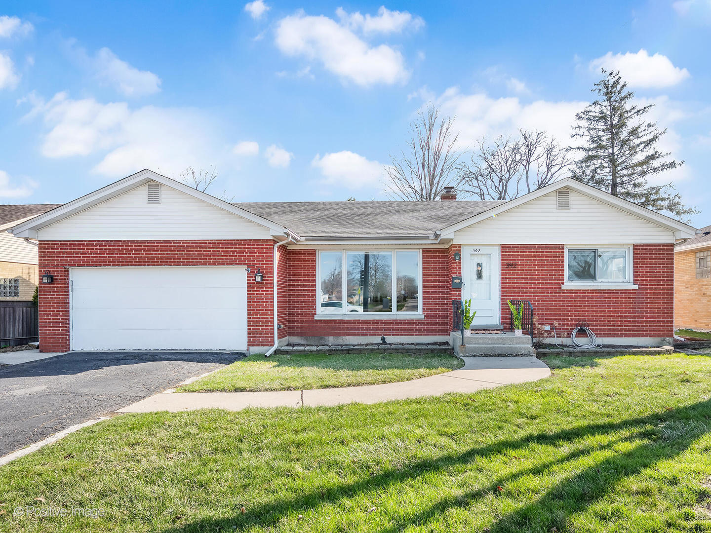 392 E Saint Charles Road, Elmhurst, IL