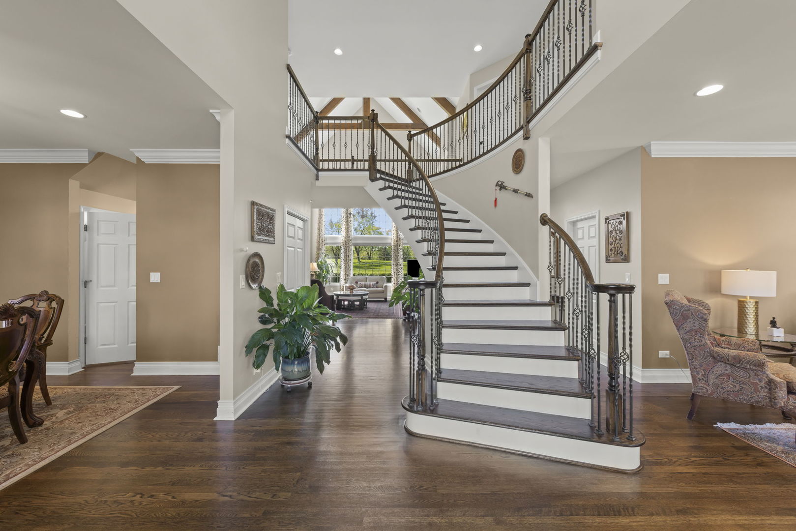 318 Erie Circle, Bloomingdale, IL