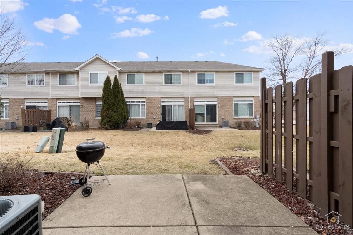 18113 S Mager Drive, Tinley Park, IL