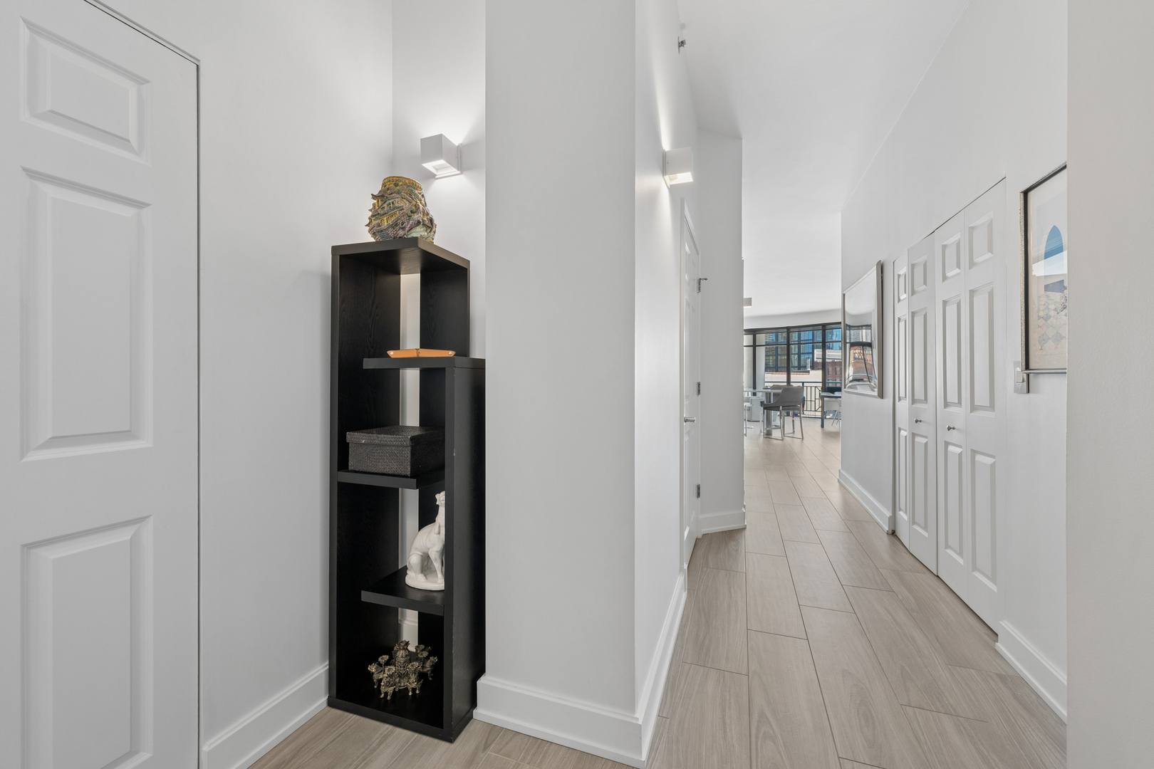 340 W Superior Street #805, Chicago, IL