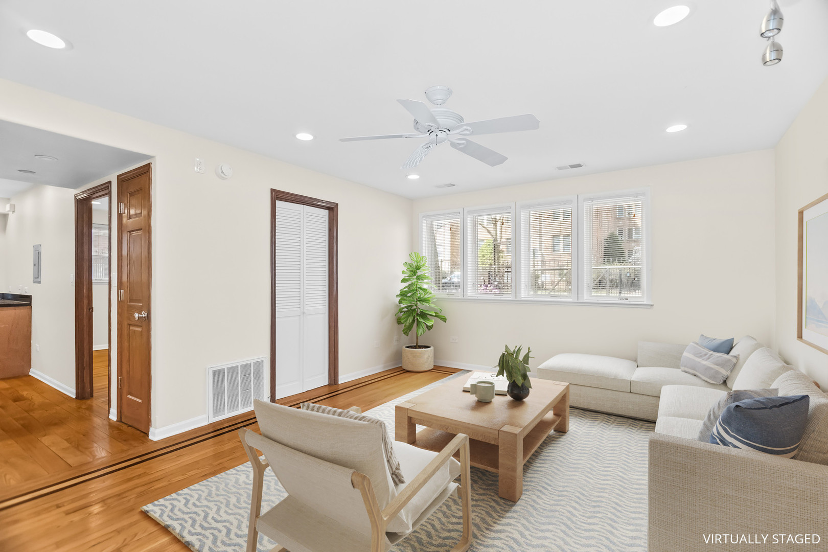 125 Callan Avenue #1W, Evanston, IL