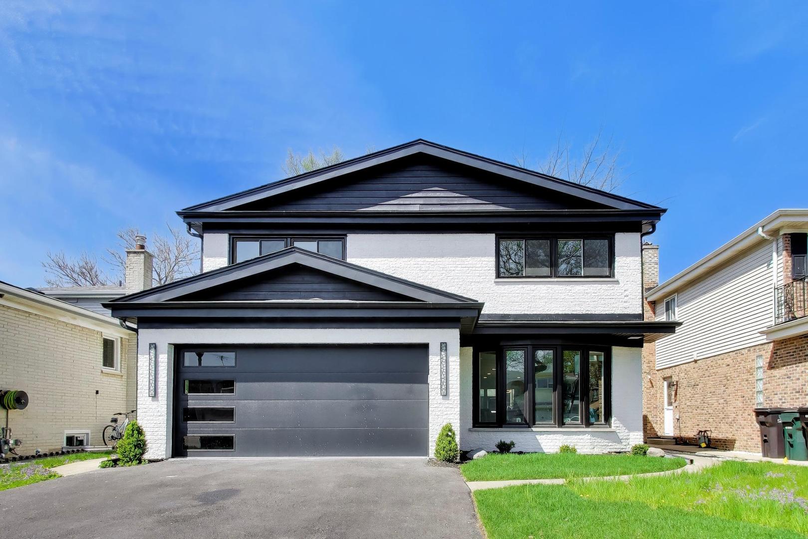 6850 Latrobe Avenue, Skokie, IL
