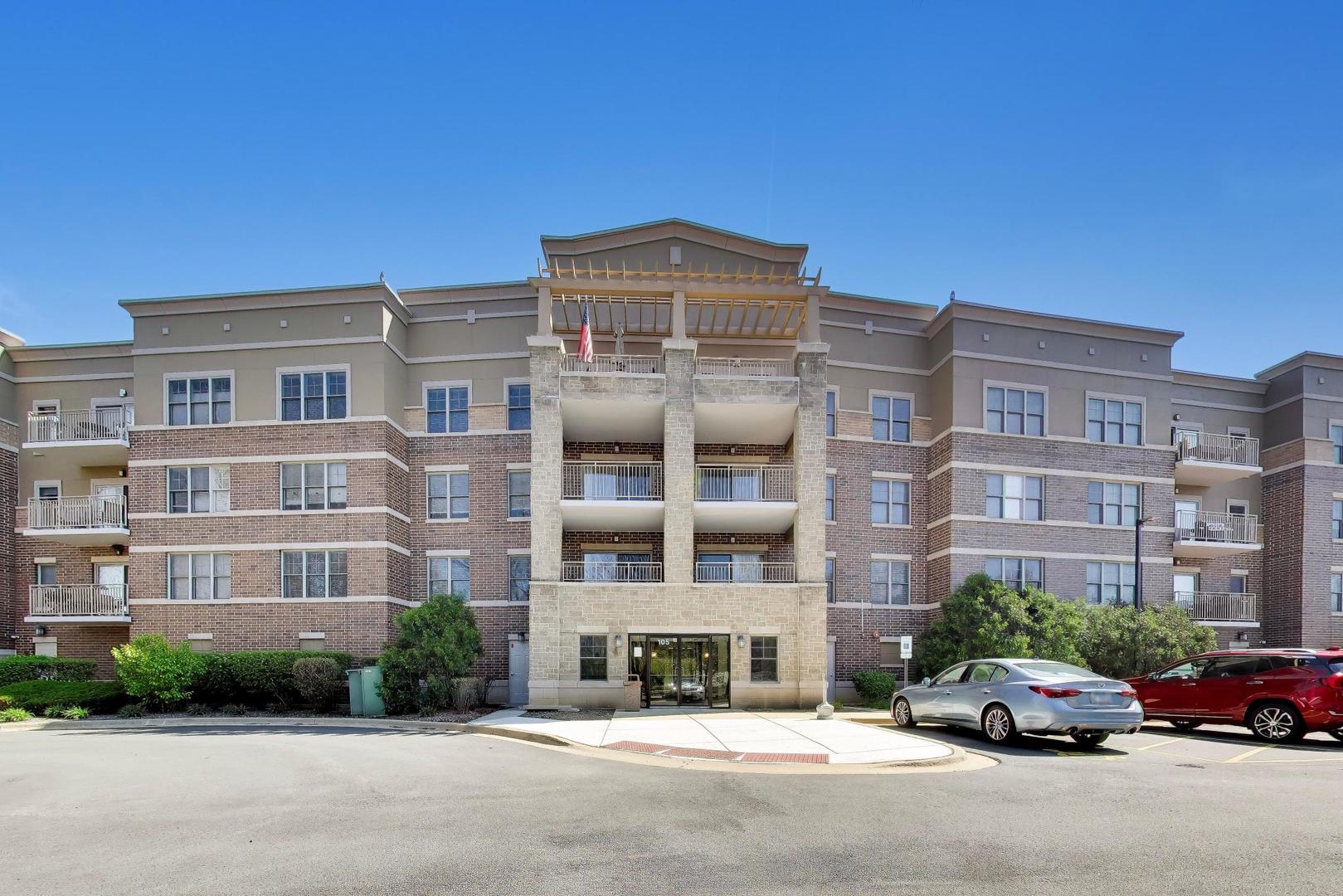 105 Lakeview Drive #307, Bloomingdale, IL