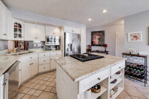 1 Maple Tree Court, Elmhurst, IL