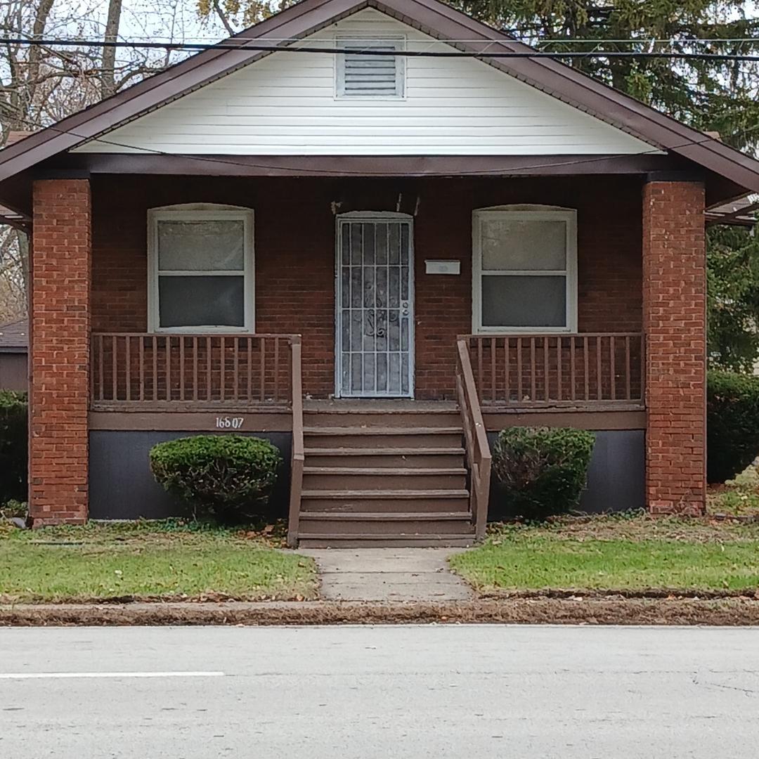 16807 Wood Street, Hazel Crest, IL